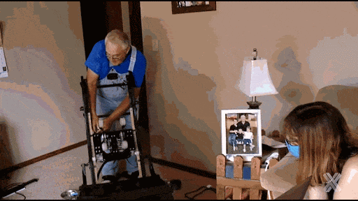 The unboxing of the replacement parts and the original broken pieces.